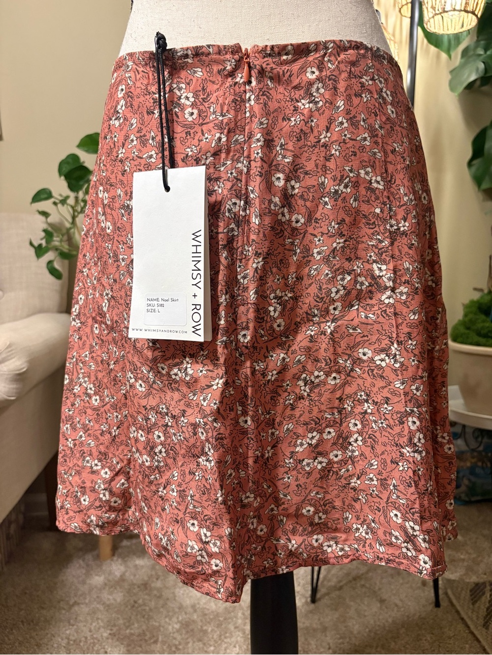 NEW Whimsy + Row Terracotta Ditsy Floral A-Line Mini Noel Skirt - Picture 5 of 12